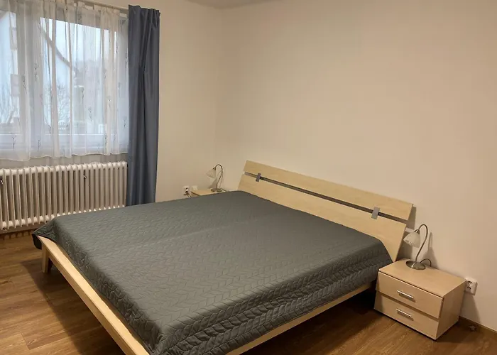 Dum Se Zahradou Villa
